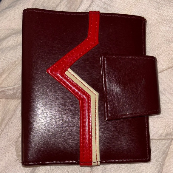 Stylish Burgundy and Red Men's Wallet - Picture 1 of 6